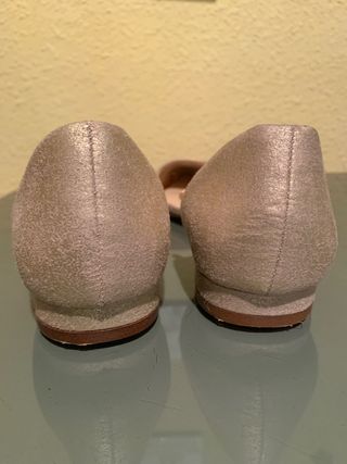 Zapatos dorados talla 39 a estrenar 