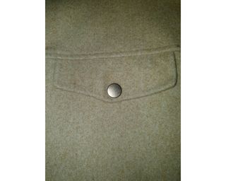 Sobrecamisa marca Milano, color beige, marrón clar