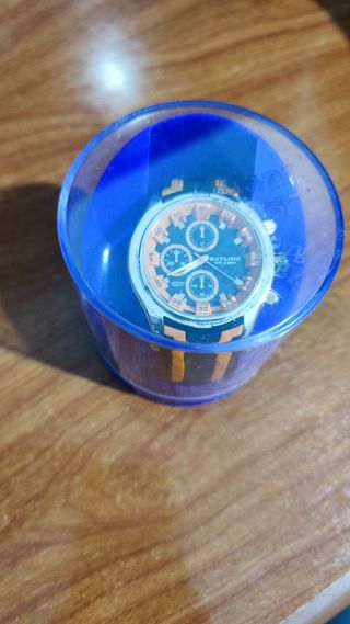 Reloj marca SKYLINE