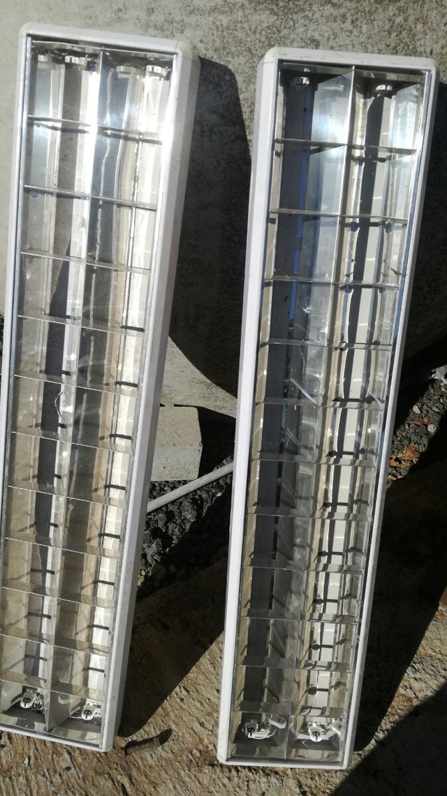 pantallas de luz oficina