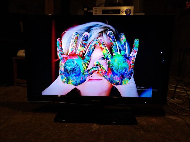 TV 42" SHARP AQUOS LC-42X20E