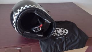 Casco Premier Trophy