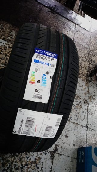 RUEDAS ECONÓMICAS COOPER ZEON 245/40 R17 +MEDIDAS