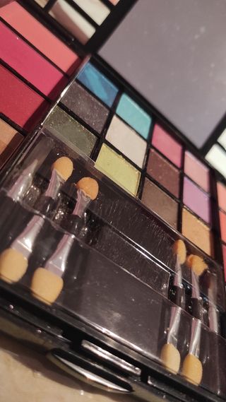 Estuche de maquillaje