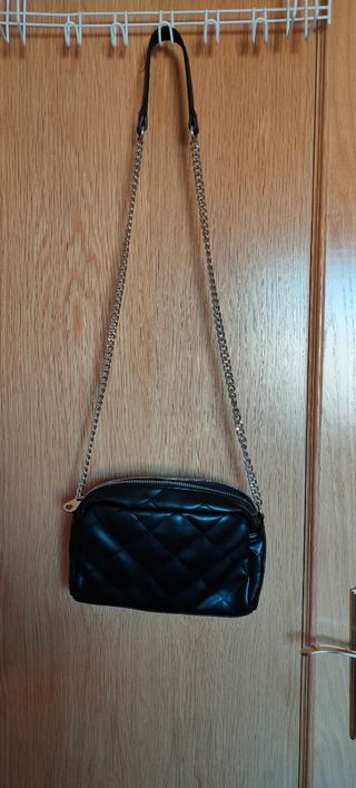 Bolso acolchado Stradivarius
