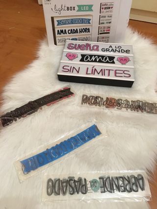 Caixa com Frases e com Luz Led