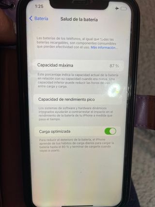 iPhone 11 semi Nuevo