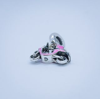 10012. Charm Moto Scooter Rosa
