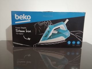 Ferro da stiro a vapore