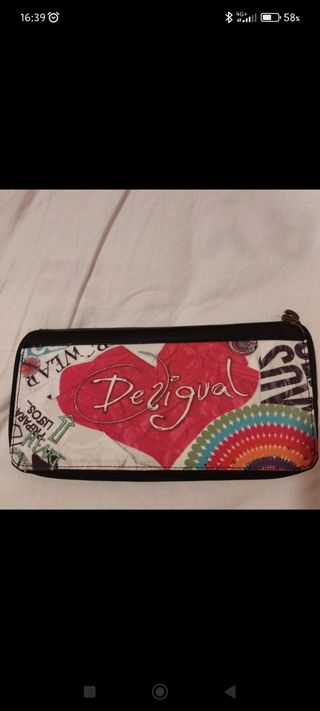 cartera Desigual viaje