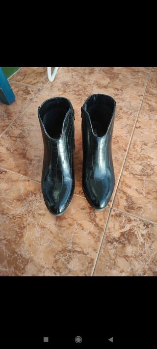 Botas negras tacón 