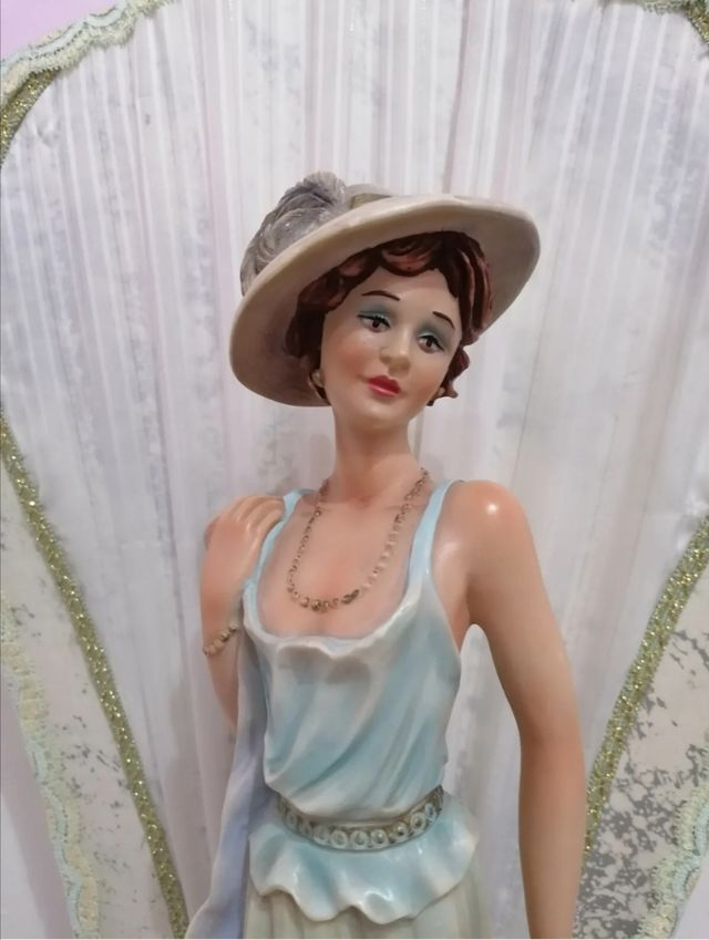 Vintage lampada con lady e paravento