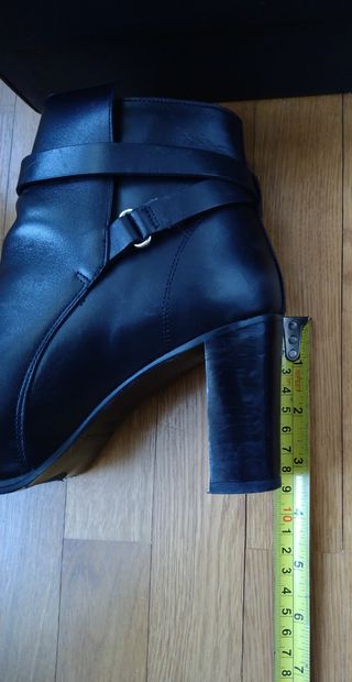 Botines piel tacón Massimo Dutti