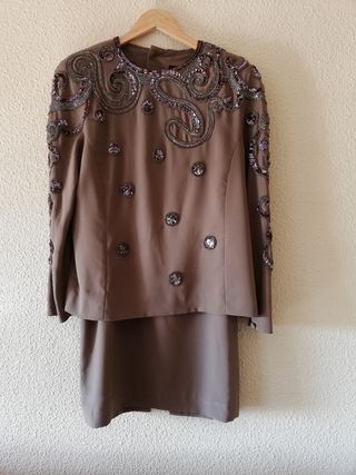 traje