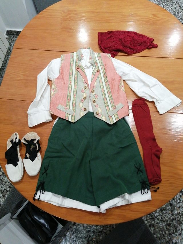 fallero saraguell niño TODO 75€