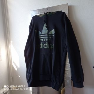 Sudadera azul Adidas con capucha. Talla M