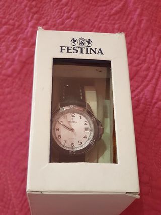 RELOJ