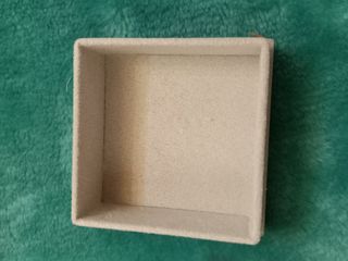 caja y estuche.Originales