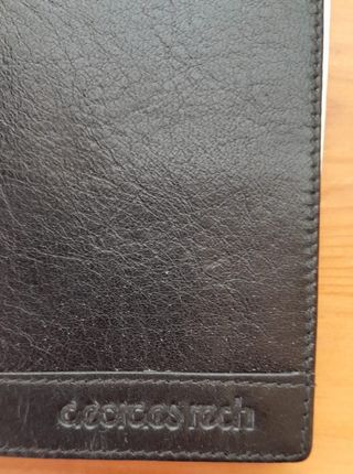 Cartera piel a estrenar George Rech