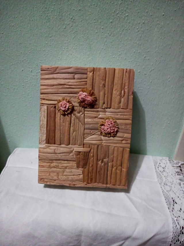 contenitore nuovo con rose