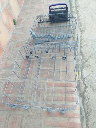 Carros de lavavajillas BEKO 0,60 cm