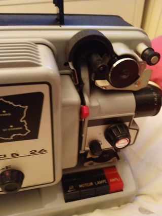 Proyector super 8