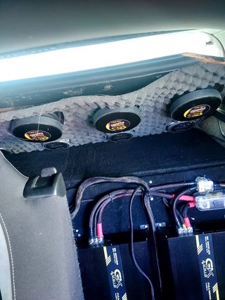 Instalador car audio pantallas etapas subwofer