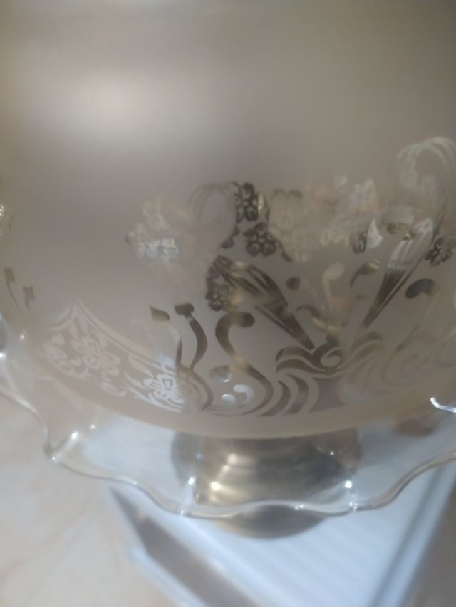 Lampara ,antigua bronce y cristal tallado