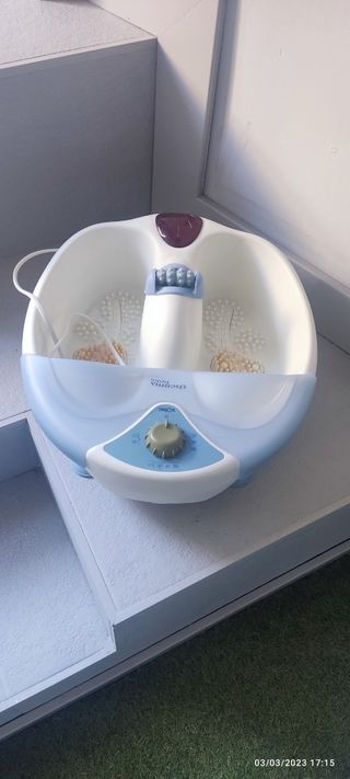 pediluvio ( baño de pies)