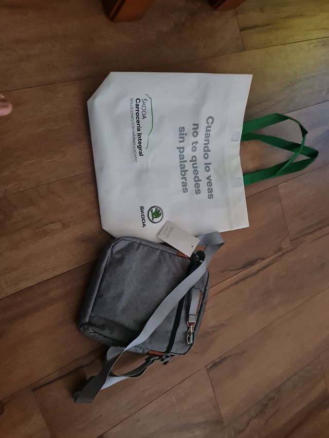 bandolera  mochila skoda