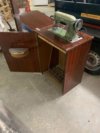 Máquina de coser sigma antigua