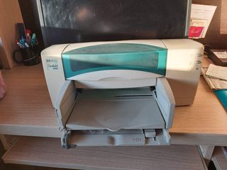 Impresora HP DeskJet

843