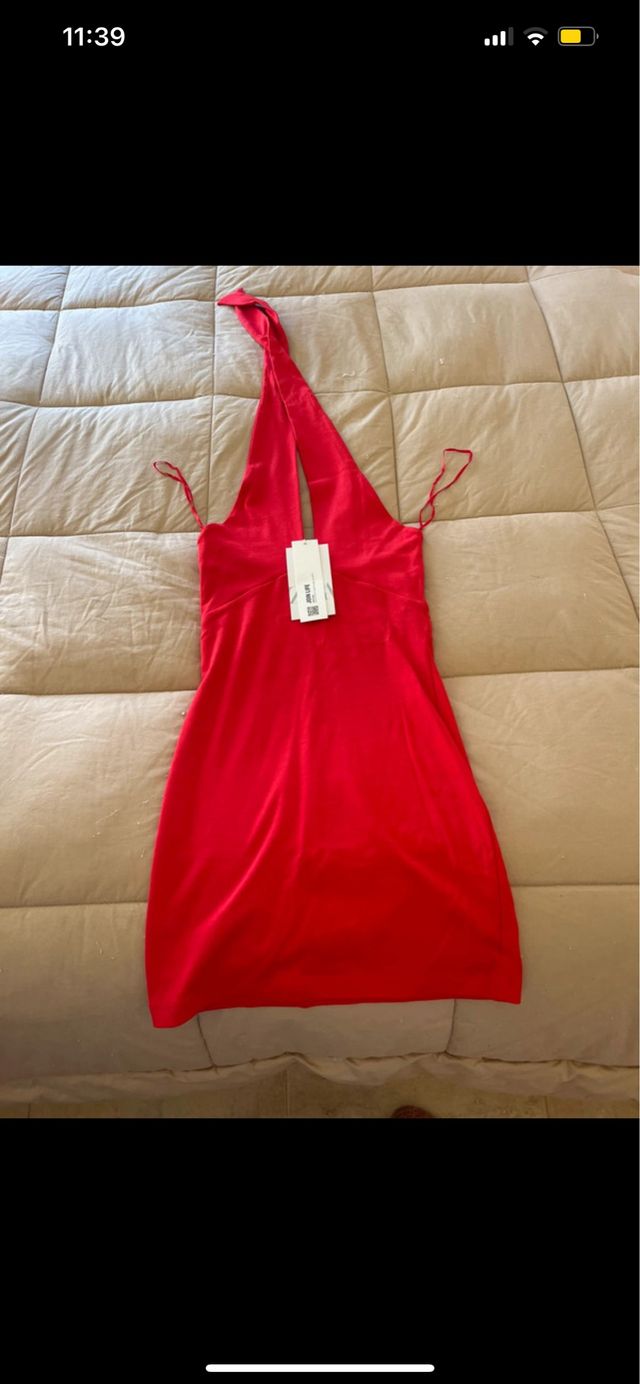 Vestido rojo Zara