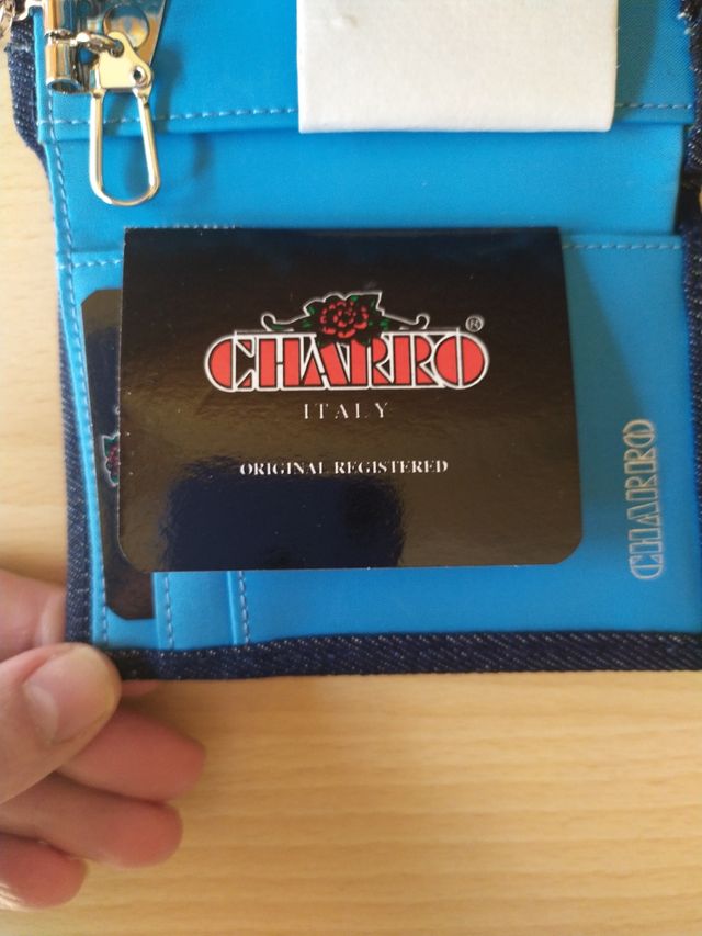 Portafogli e portachiavi di jeans, Charro