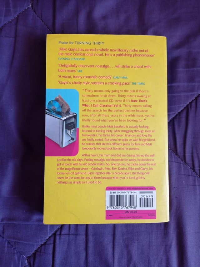 Libro Turning Thirty