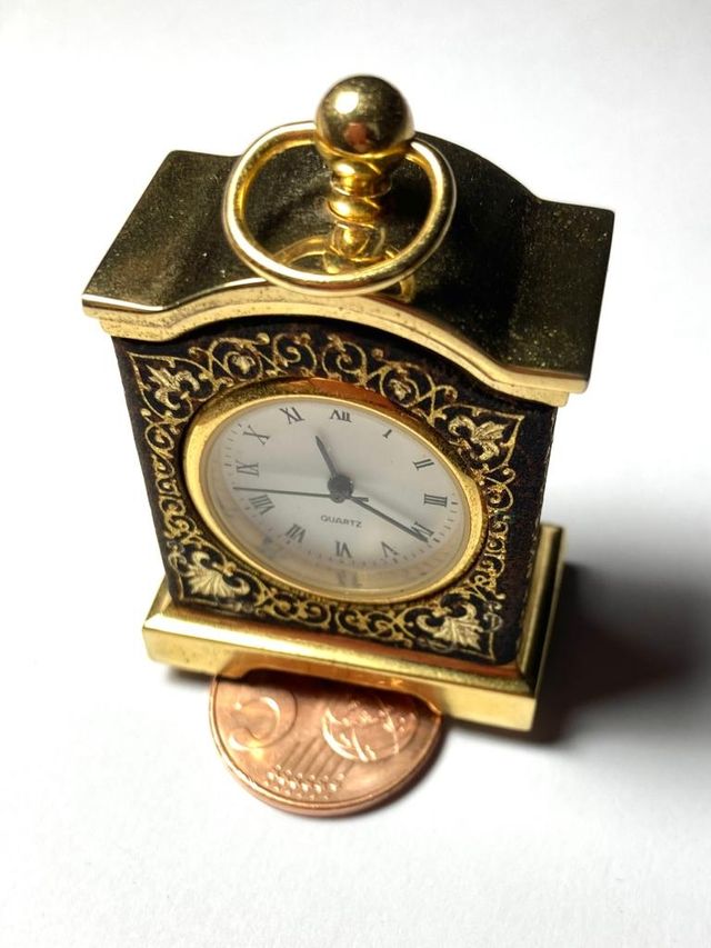 Toledo em miniatura relógio damasco