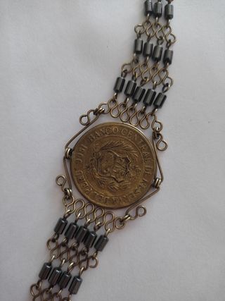 un sol de oro 1966