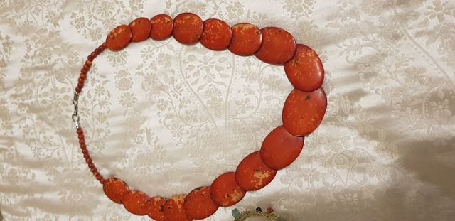 Lote 3 accesorios  2 gargantillas y pulsera