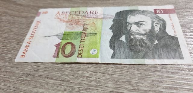 banconote di diversi paesi