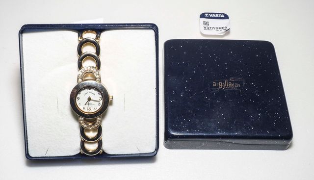 Reloj Pulsera estilo fenenino - Funcionando OK