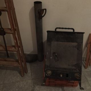 Estufa de leña.
