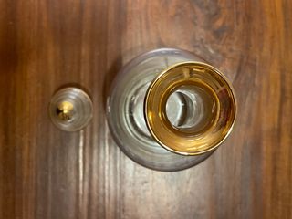 Vasos de chupito y licorera