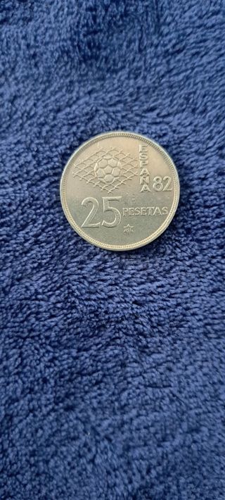 VENDO MONEDA CONMEMORATIVA DE 25 PESETAS 