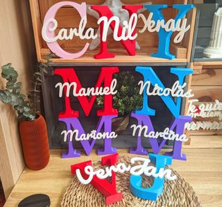 CARTELES LETRA INICIAL Y NOMBRE
