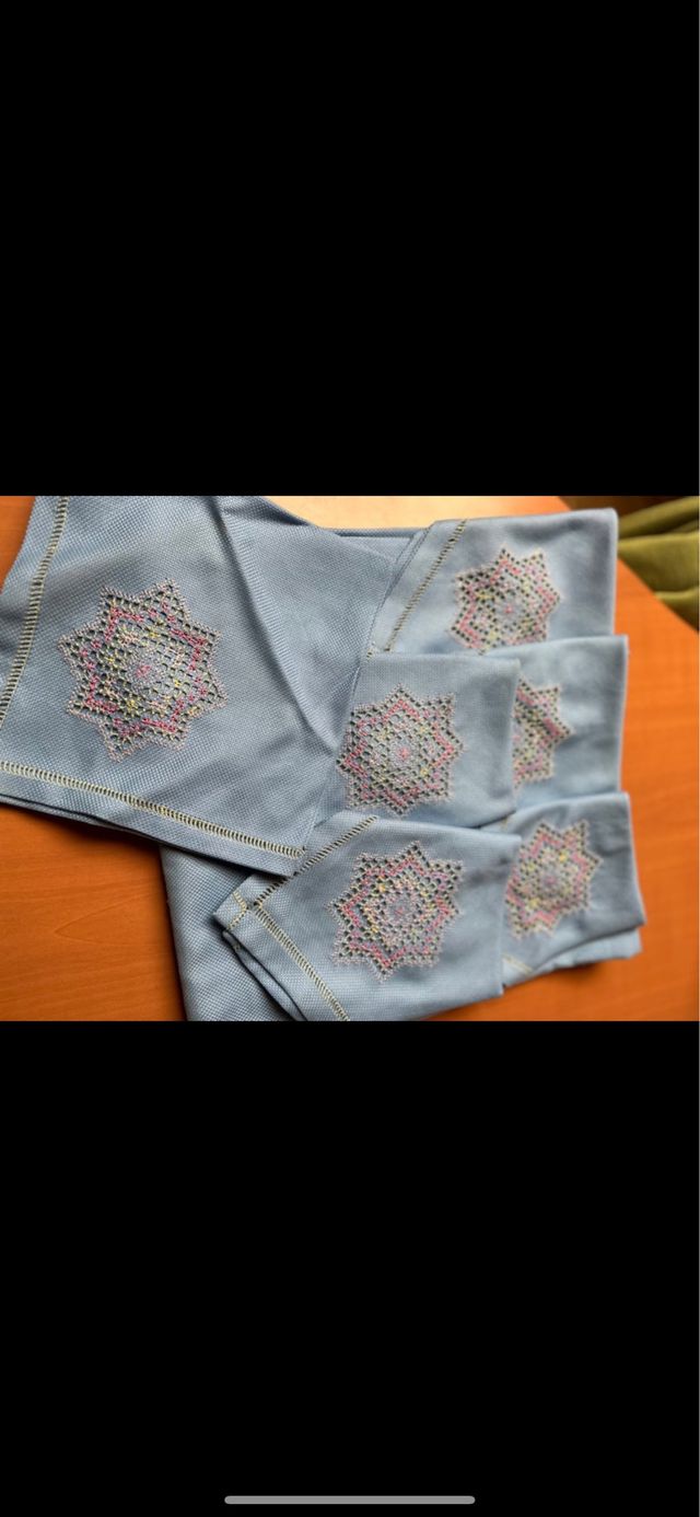 Mantelería con vainica echa a mano