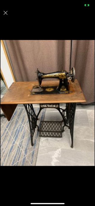 Máquina de coser antigua