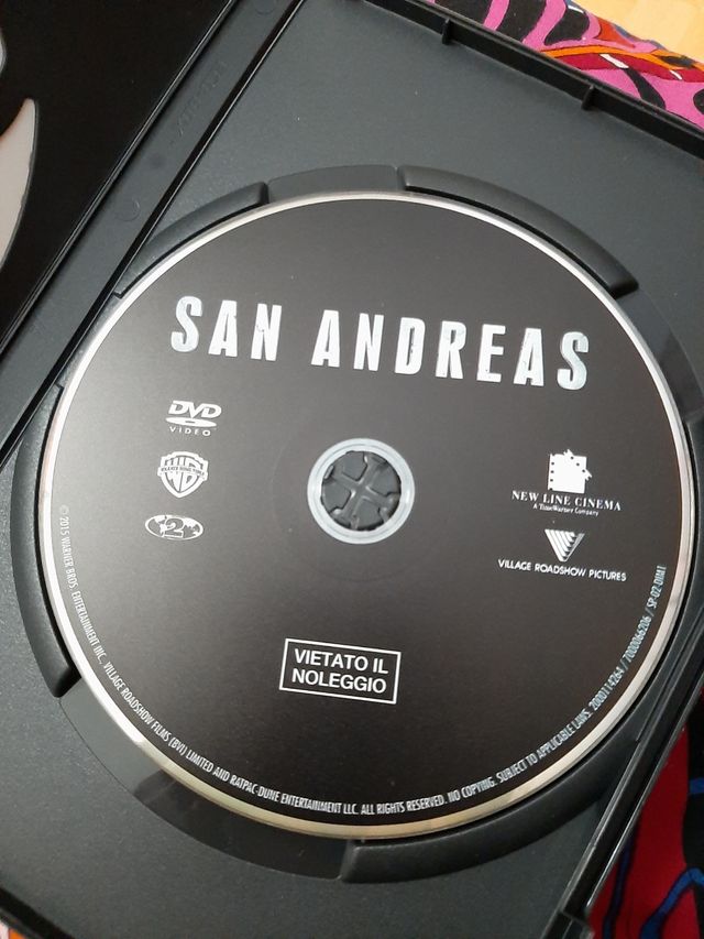🟡 Dvd "San Andreas"