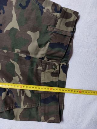 Pantalones militares