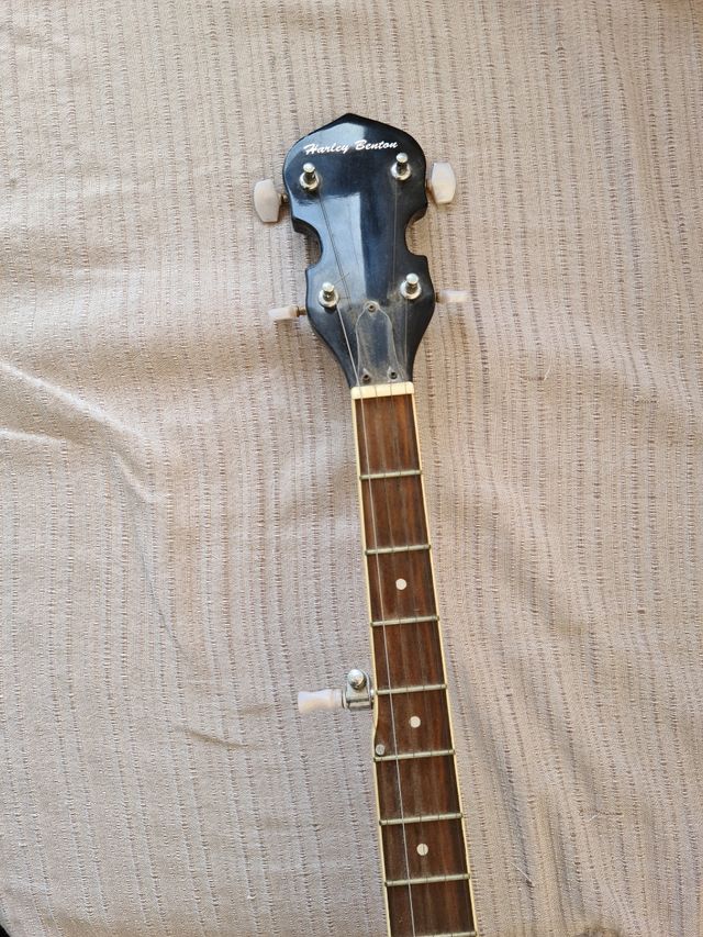 Banjo 5 cuerdas de segunda mano por 75 EUR en Valencia en WALLAPOP