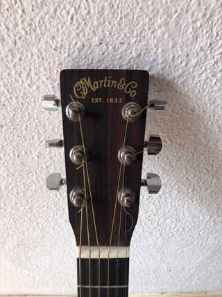 Guitarra Electroacústica Martin LX1E con funda